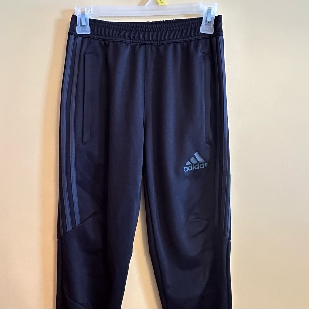 Adidas Women’s Climacool pants, Size: XS, Color: Black - Picture 3 of 3